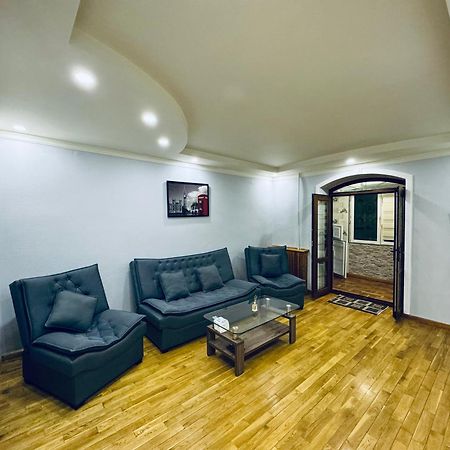 Classic Family Apart In The Center With 4 Rooms Ташкент Экстерьер фото