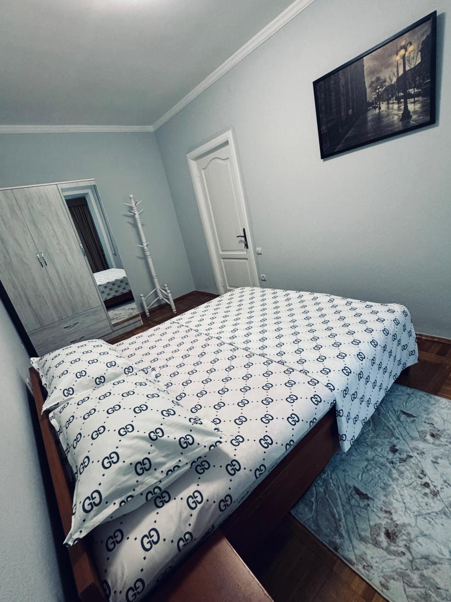Classic Family Apart In The Center With 4 Rooms Ташкент Экстерьер фото